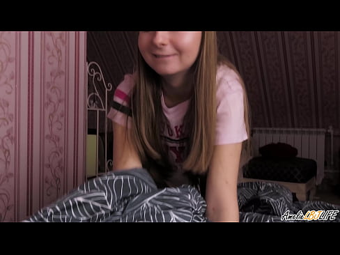 ❤️ Blondie imeb oma BFF-i sügavalt ja saab sperma suhu ️ Kõva porno at et.pornfuror.ru ☑